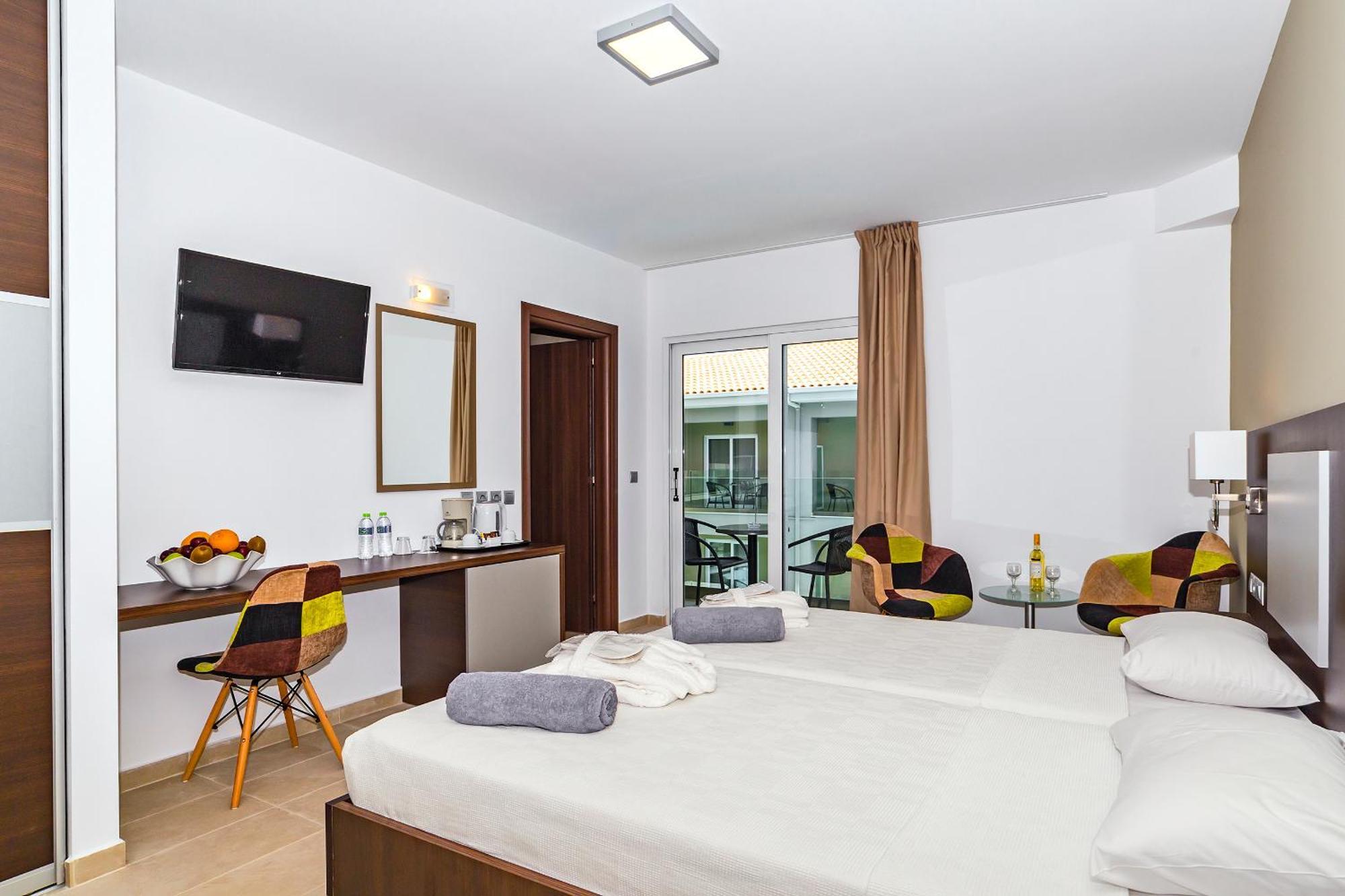 White Olive Premium Отель 4*
